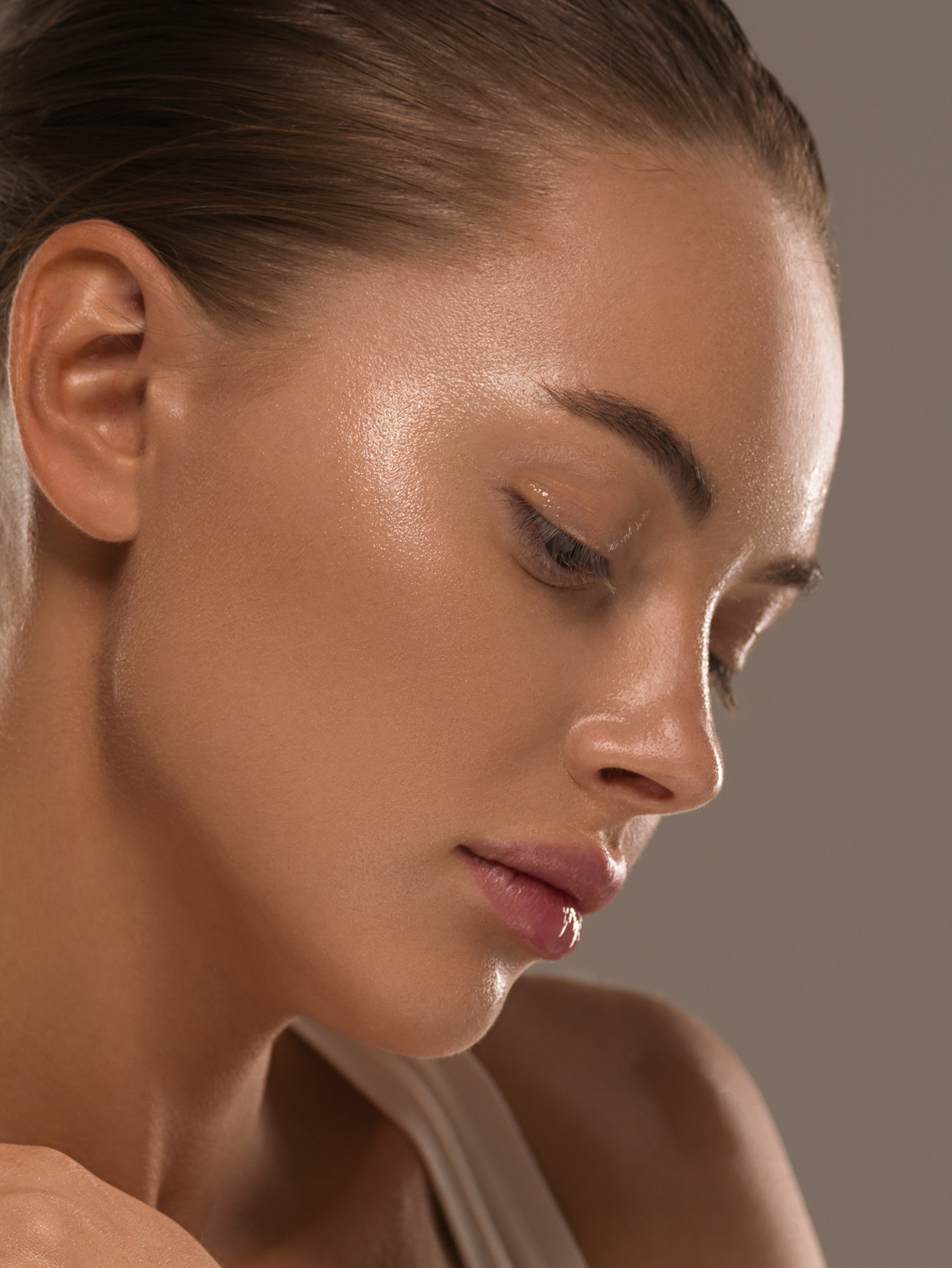 Woman beauty healthy skin moisture spa face